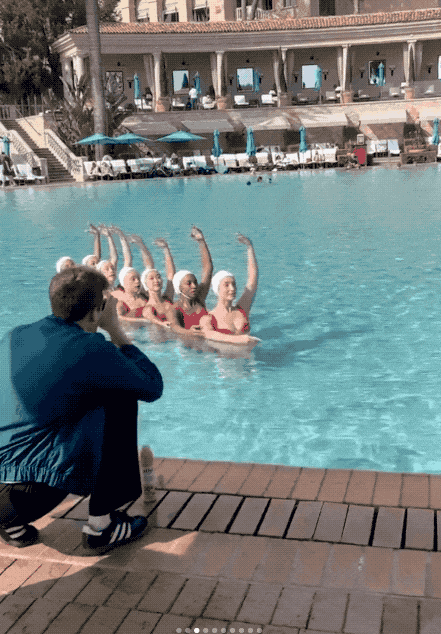 关于乌克兰花样游泳选手舞出风采,完美展示的信息 关于乌克兰花样游泳选手舞出风采,完美展示的信息