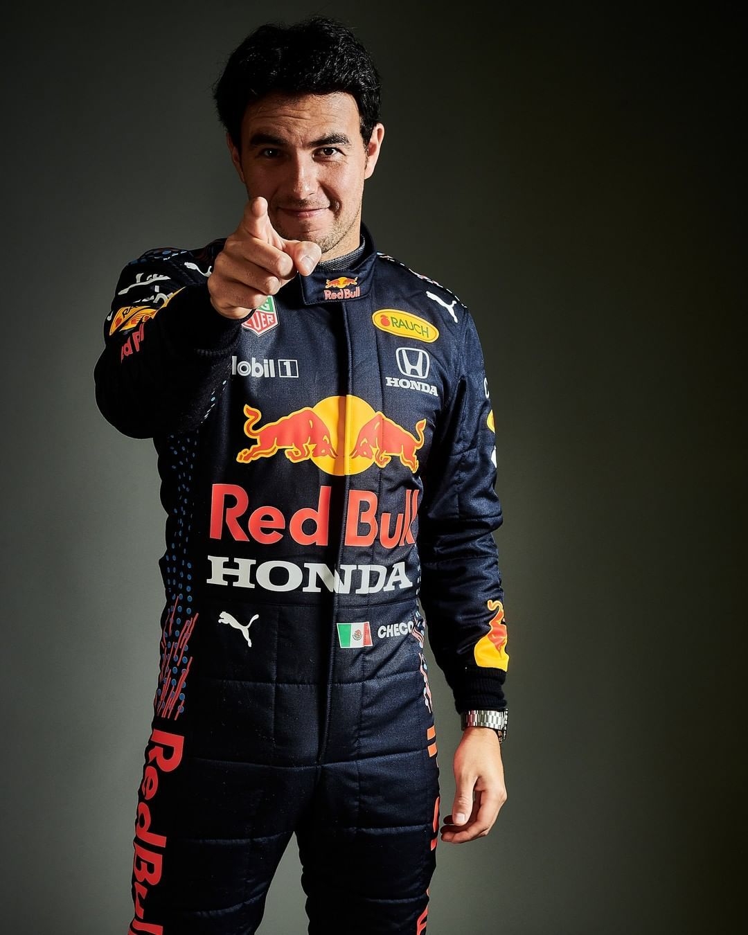 关于索伯车队完胜红牛二队，佩雷兹扛起全队的信息