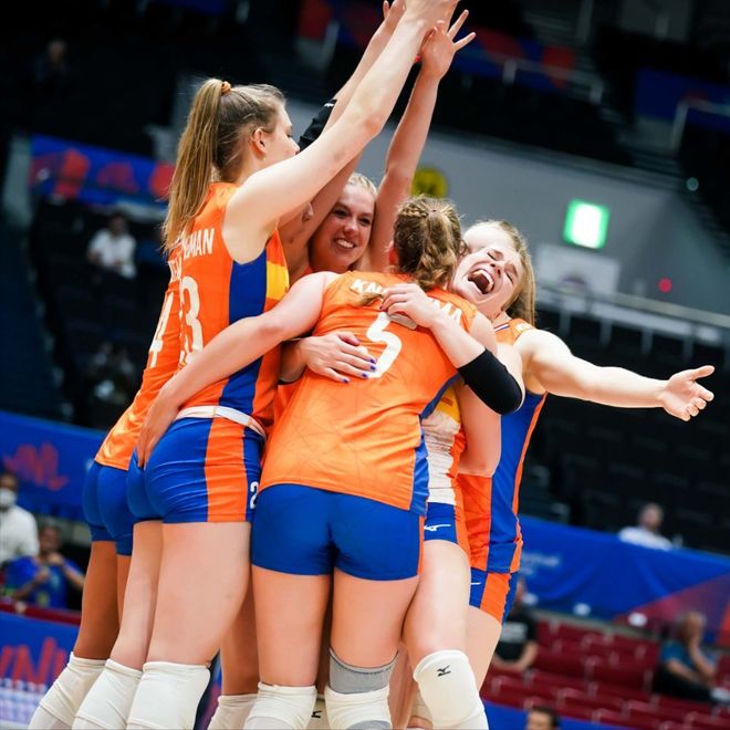 波兰队逆转日本队，奥恰洛夫带队取胜